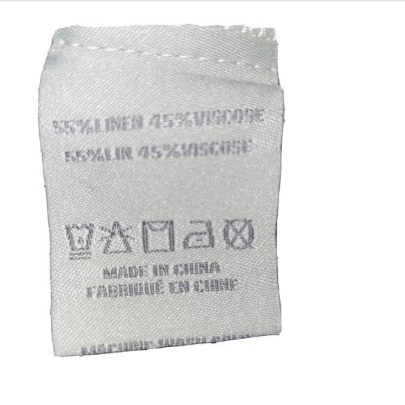 Charlie Paige Linen Blend Button Back Sleeveless Top Size XL Beige Minimalist - Picture 7 of 9